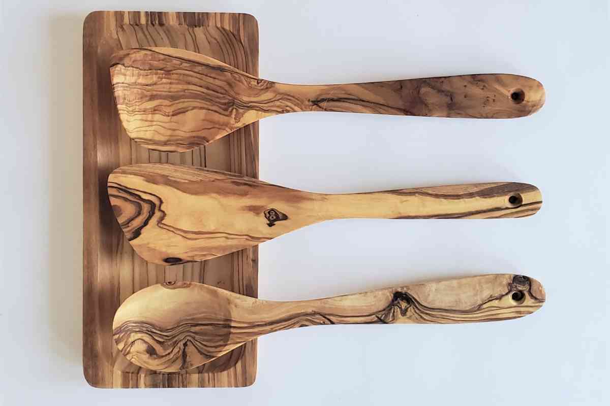 Artisan-Crafted Olive Wood Kitchen Utensils - Aesthetic