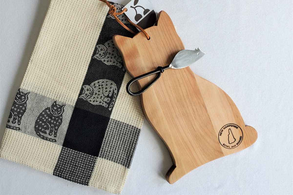 wood cat cutting and cheese board