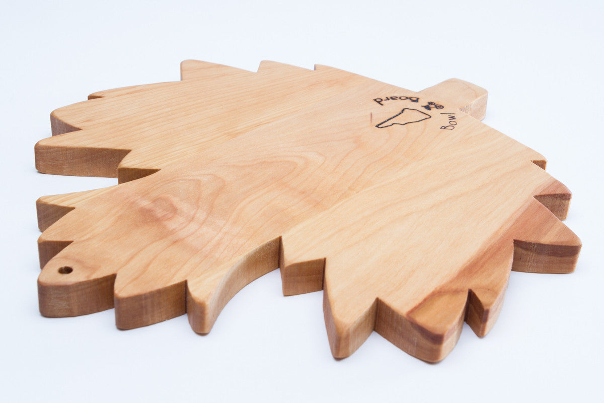 Wooden Cutting Board Leaf Design