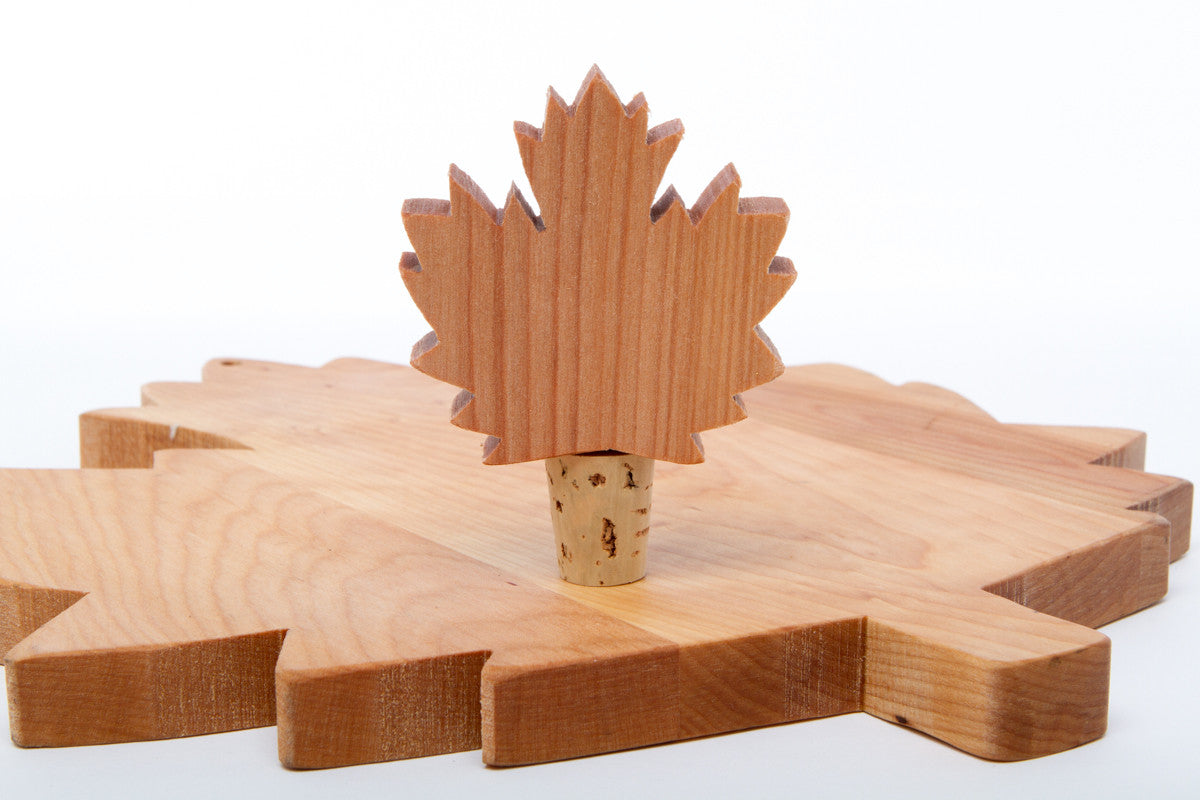 Wooden Cutting Board Leaf Design