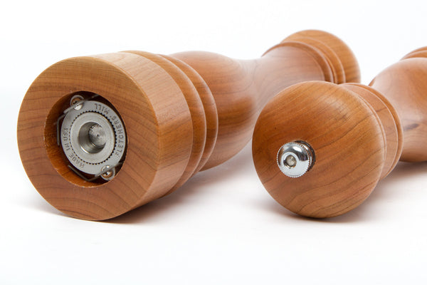 wood pepper grinder