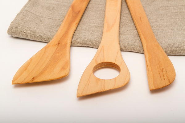 angled wood spatulas
