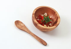 sm_bowl_w_spoon_900x863_908093